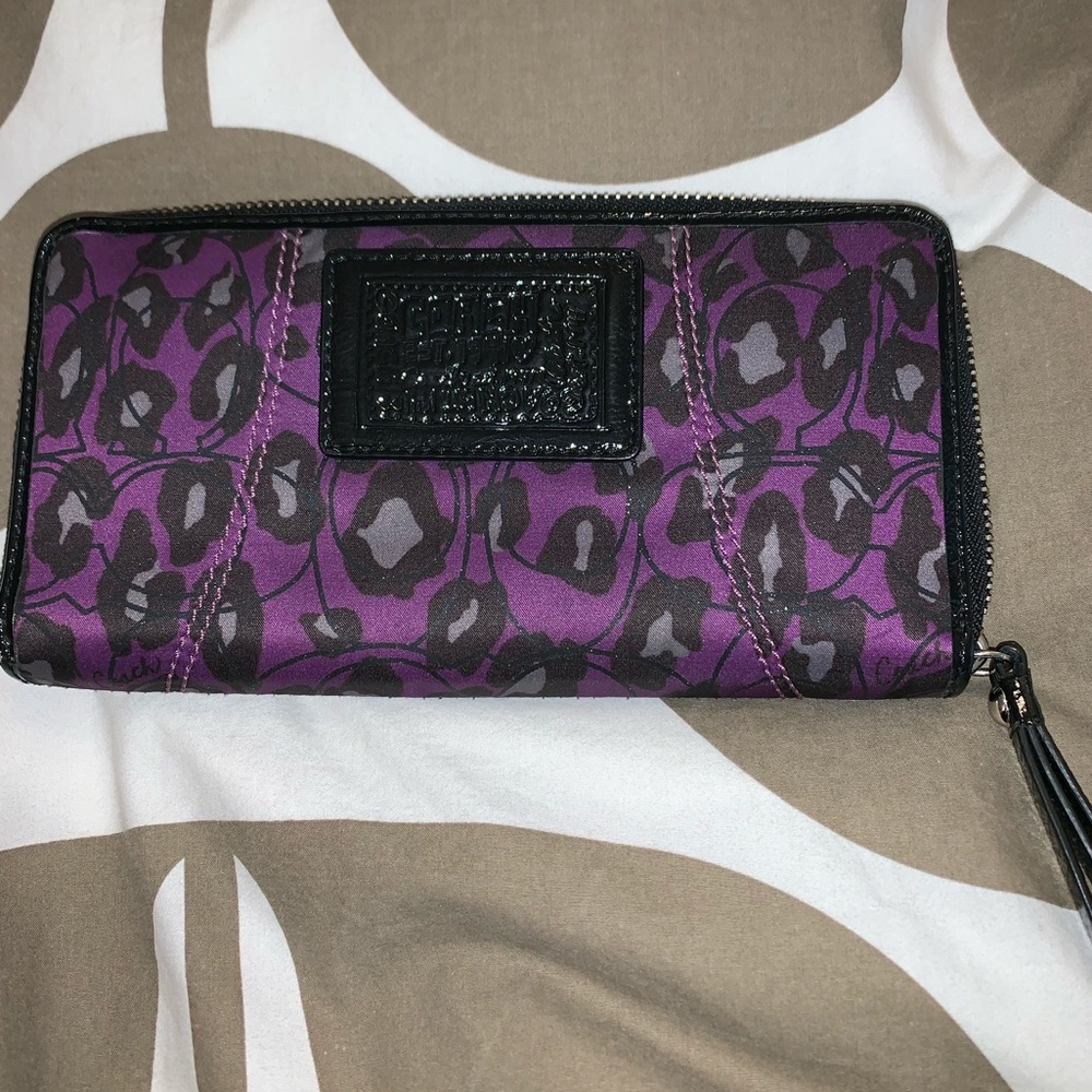 price drop COACH compartmented wallet